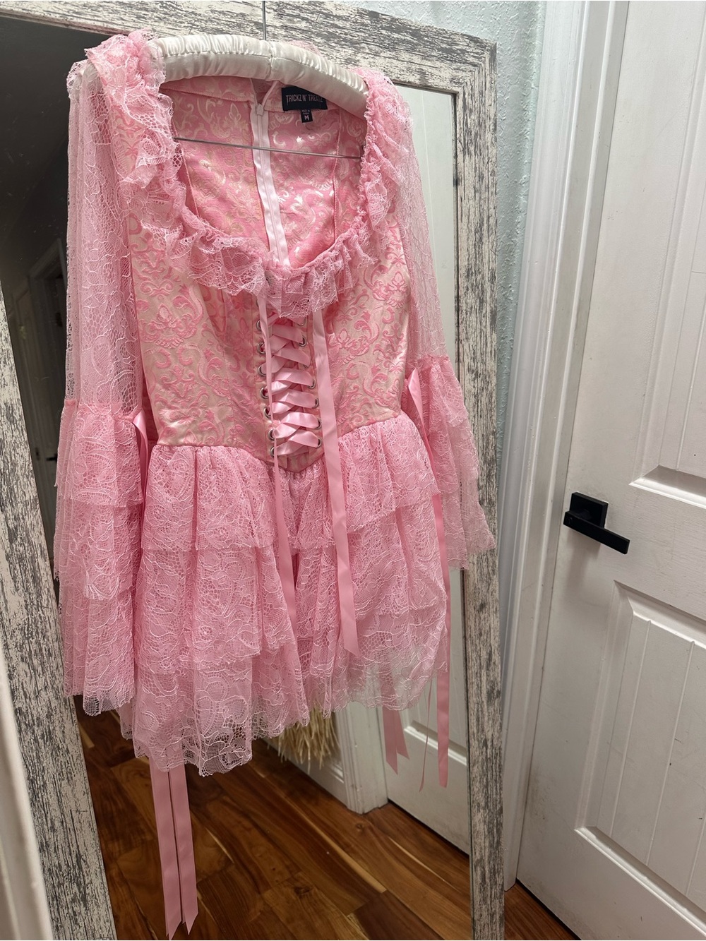 Dolls kill Marie Antionette dress for Halloween Pink Lace Tiered Dress M - Picture 5 of 5